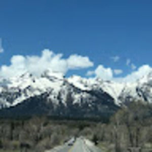 Meet your Posher, Leslie